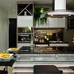 Pineapples BC101 - Estiloso apartamento em Copacabana